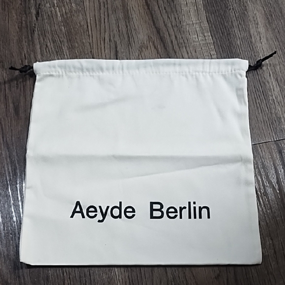 aeyde berlin Handbags - Cream Drawstring Travel Dust Bag
